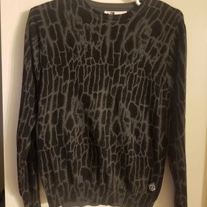 Volcom sweater